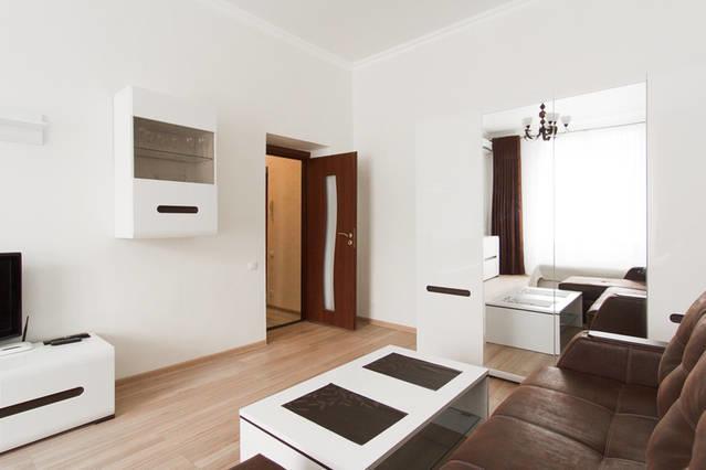 Center, Apartment On Deribasovskaya 10 โอเดสซา ภายนอก รูปภาพ